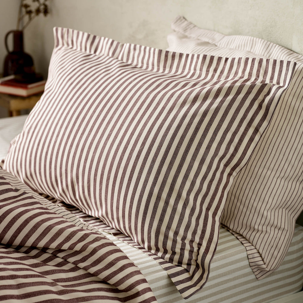 Hebden Mélange Stripe Cotton Duvet Cover Set Beetroot